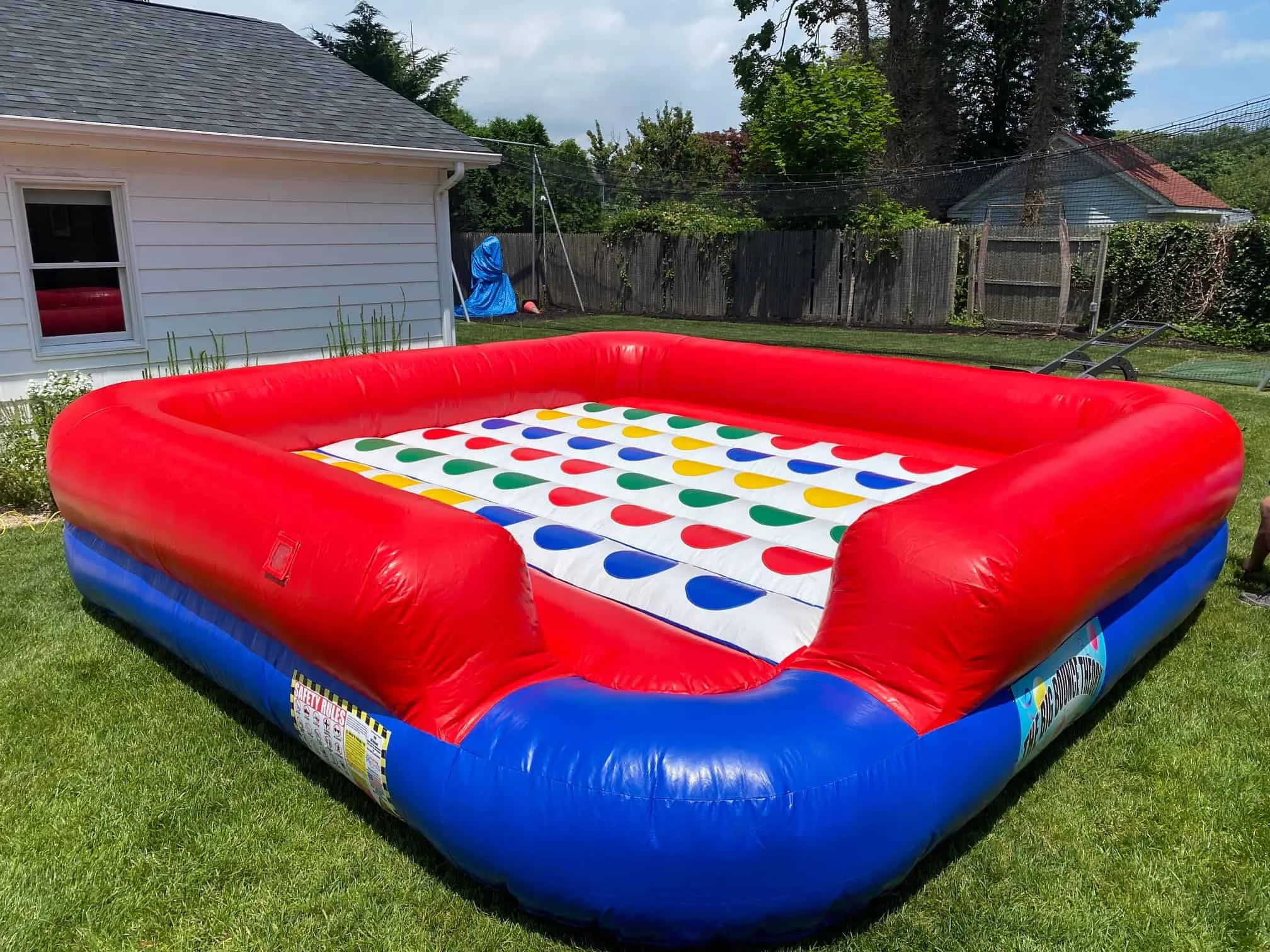 Colchón de juego Twister inflable portátil comercial, cama interactiva para niños, juguete de casa hinchable para interiores y exteriores
