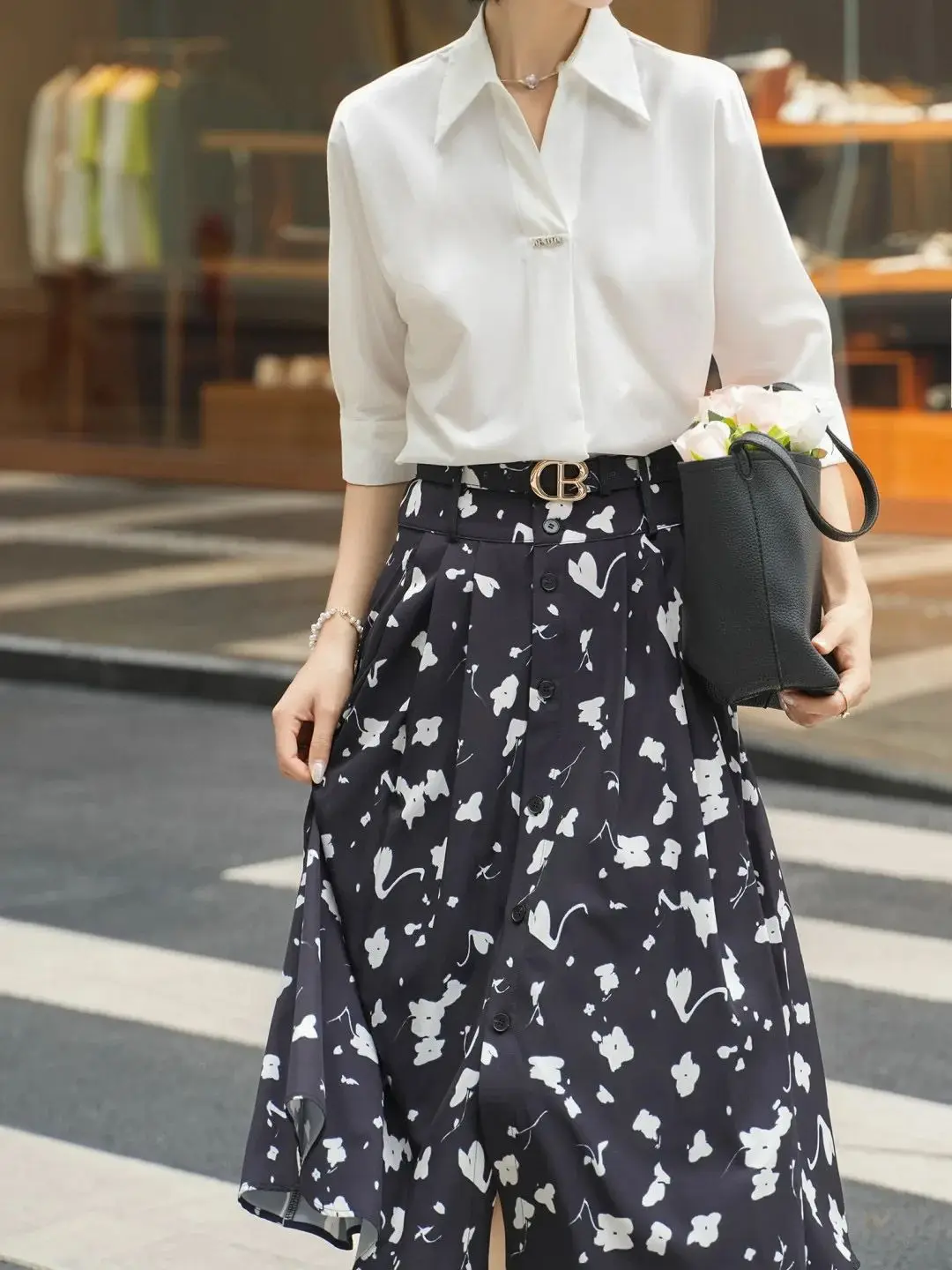 

Women's elegant summer skirt cotton-silk suit