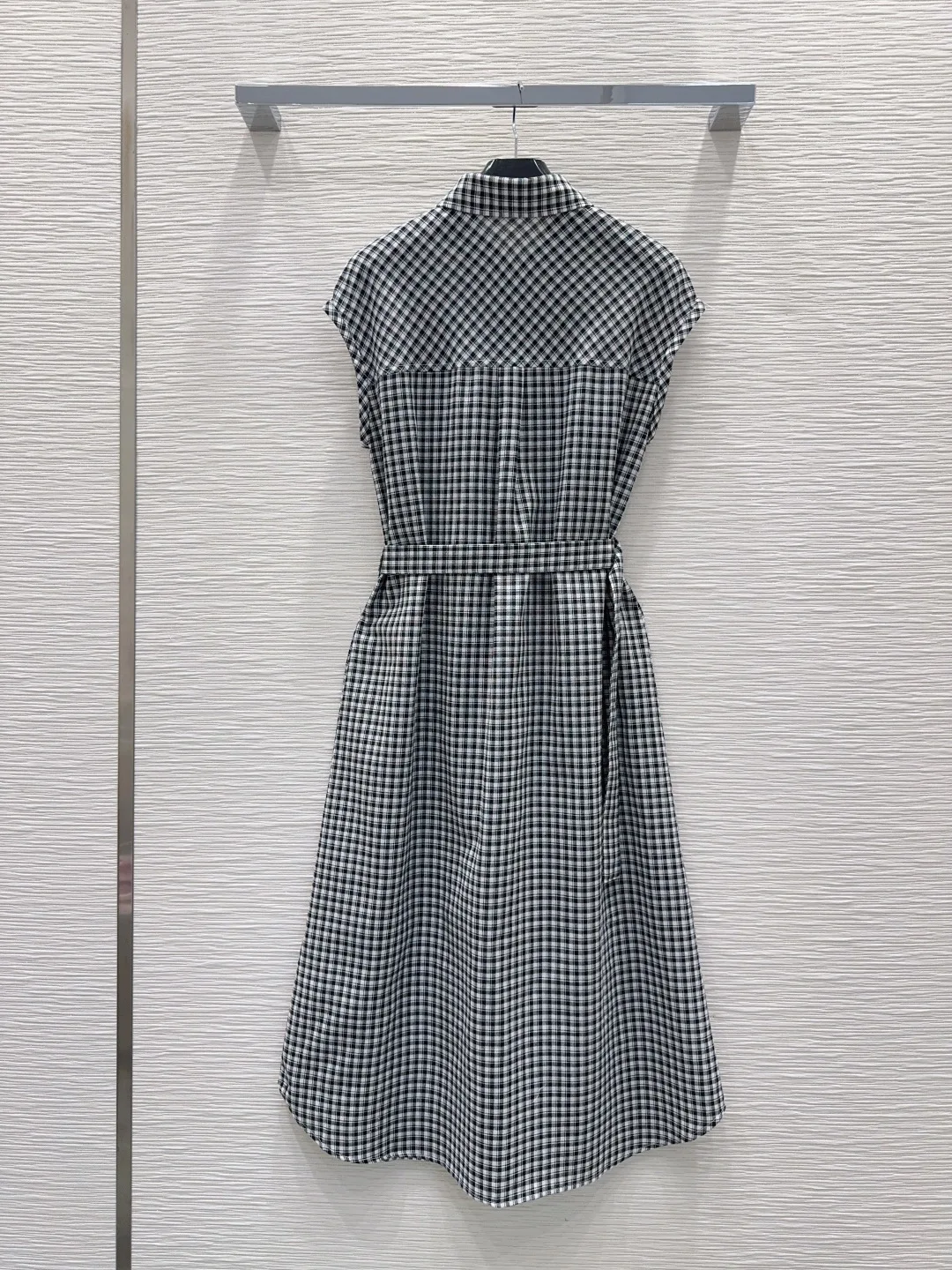 

2026 Early Spring Designer Dress Ruffled sleeves with Belt velvet Mid-Length A-line Button Slimming Half-Sleeved