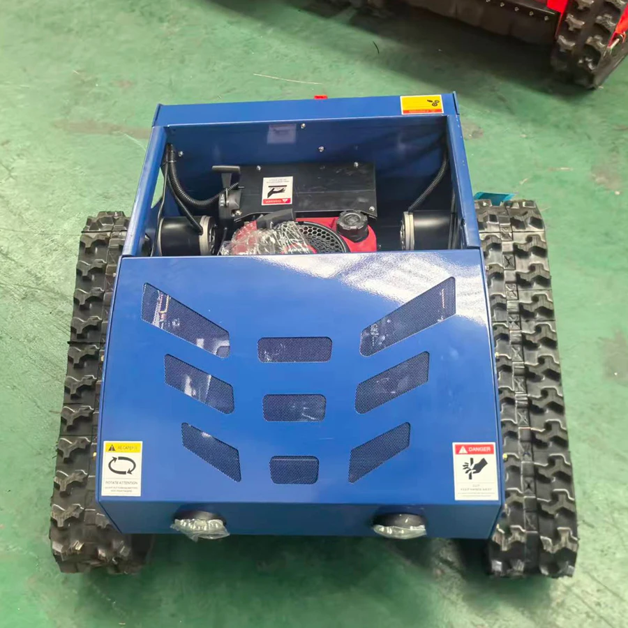 

Индивидуальный садовый трактор с опцией дистанционного управления, косилой и снегоступом