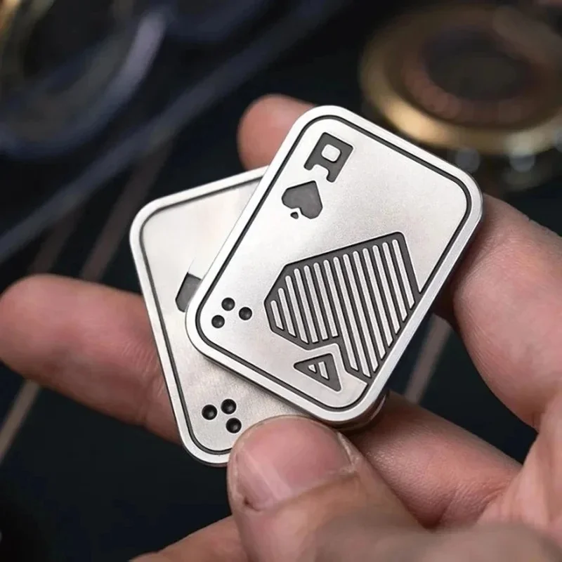 KK AA Fidget Slider Metal Skull Push Slider Stress Relief Toy Anti Stress EDC Top Spinning Poker Toys Prezenty dla dorosłych — zdjęcie 2