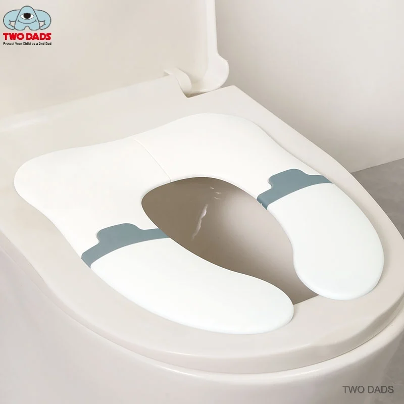 Baby Folding Travel Potty Training Seat for Toddlers, Fits Round & Oval Toilets, Non-Slip Suction Cups, Includes Free Travel Bag