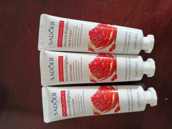 Wrinkle Removal Hand Cream Soften Whitening Moisturizing Cracked Repair Hands Creams Anti-Crack Wrinkle Skin Care photo review