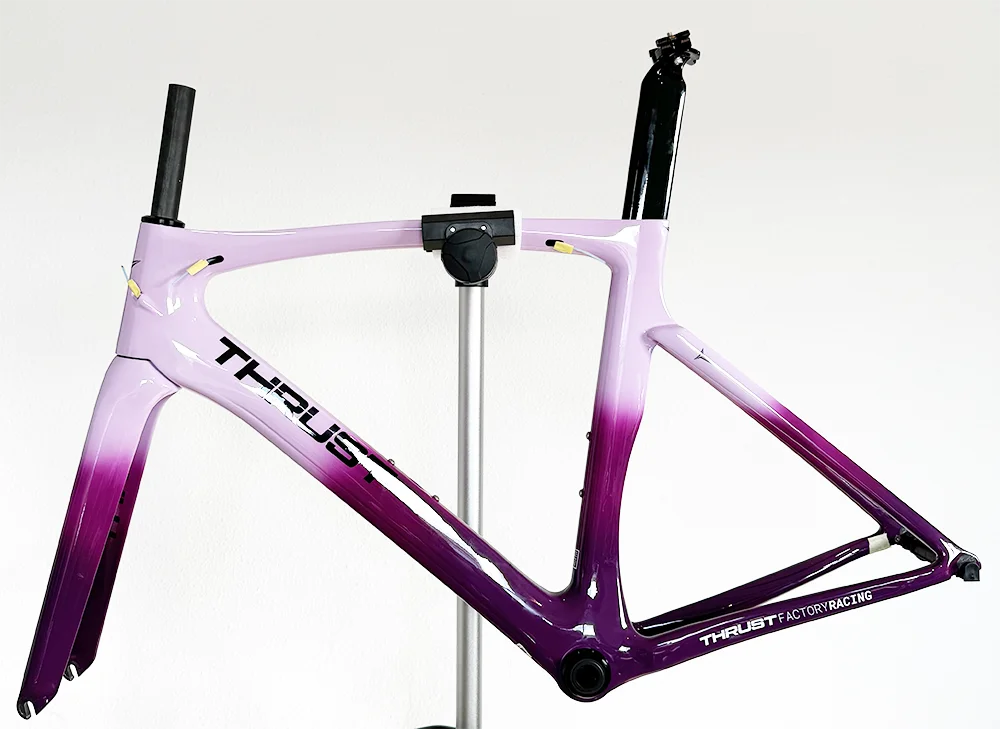 ship from spain THRUST T1000 Carbon Road Bike Carbon Fiber Frame Bicycle 700C Wheel Bicycle Accessories Di2 And Mechanical