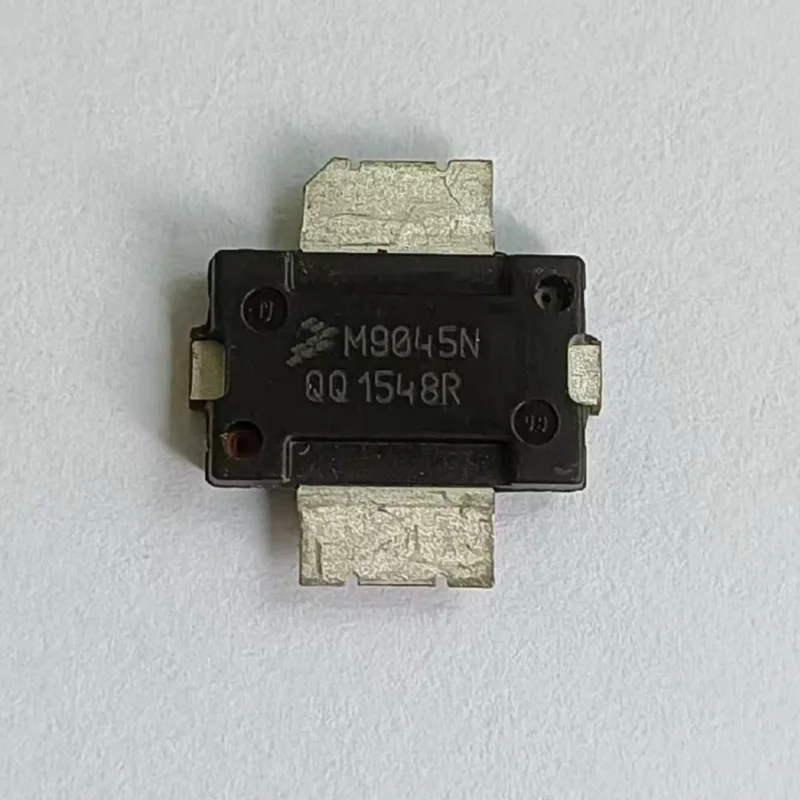 MRF9045NR1 MRF9045  M9045N 945MHZ 45W RF Power Field Effect Transistor N-Channel Enhancement-Mode Lateral MOSFET