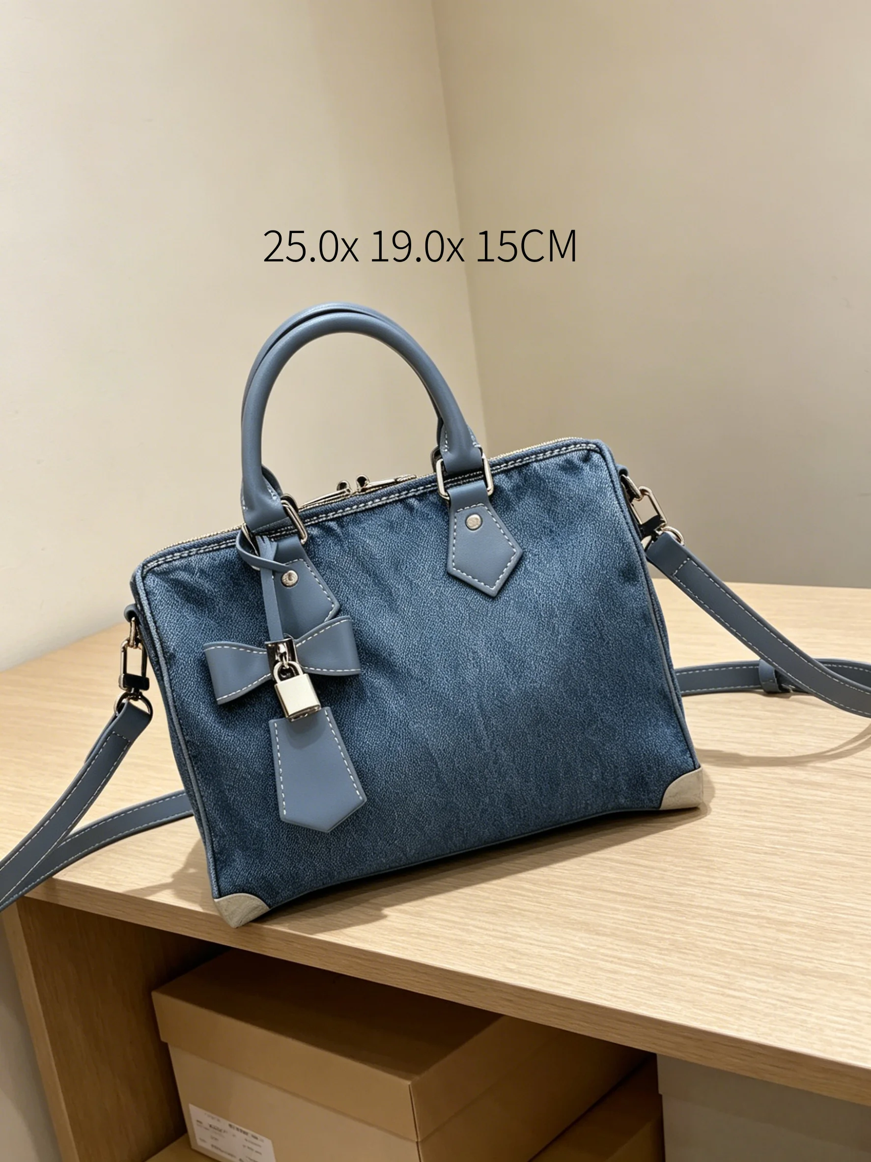 

2026 Fashion New Women's Bag 25X19X15CM Denim Handbag Shoulder Bag with Shoulder Strap Portable No Box