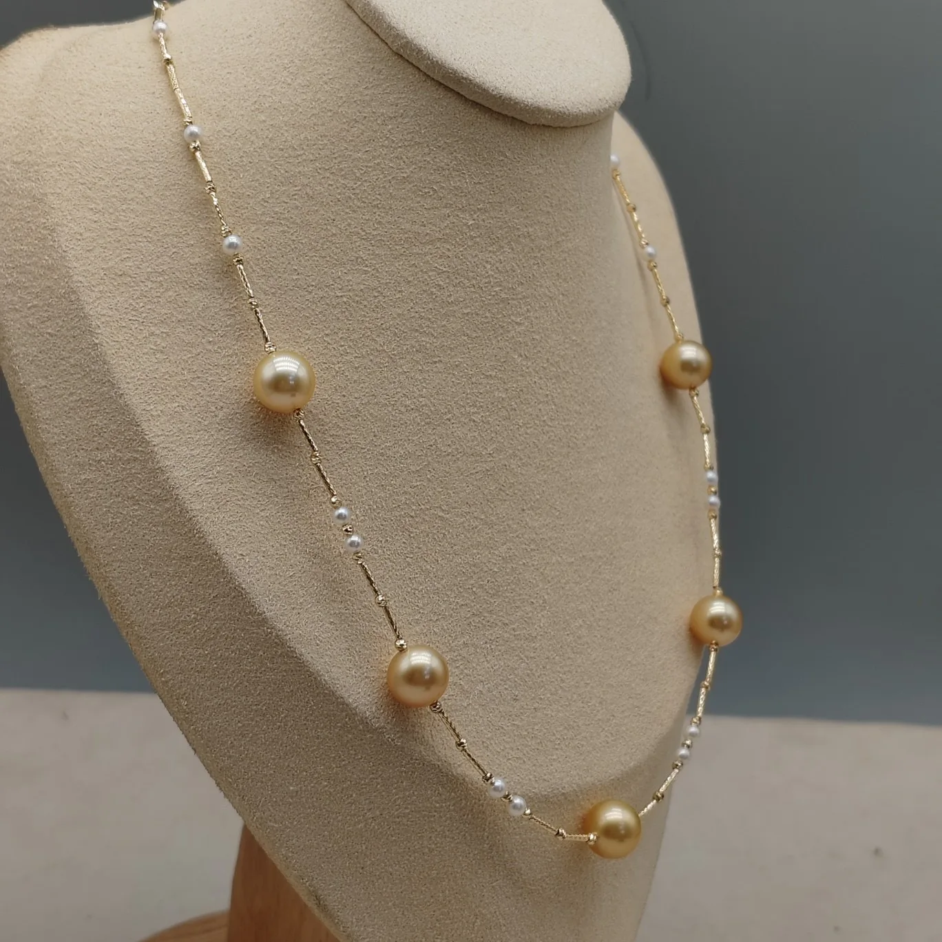 MADALENA SARARA Southsea Gold Pearl Women Chain Necklace 18K Gold Tube Connected White Pearl