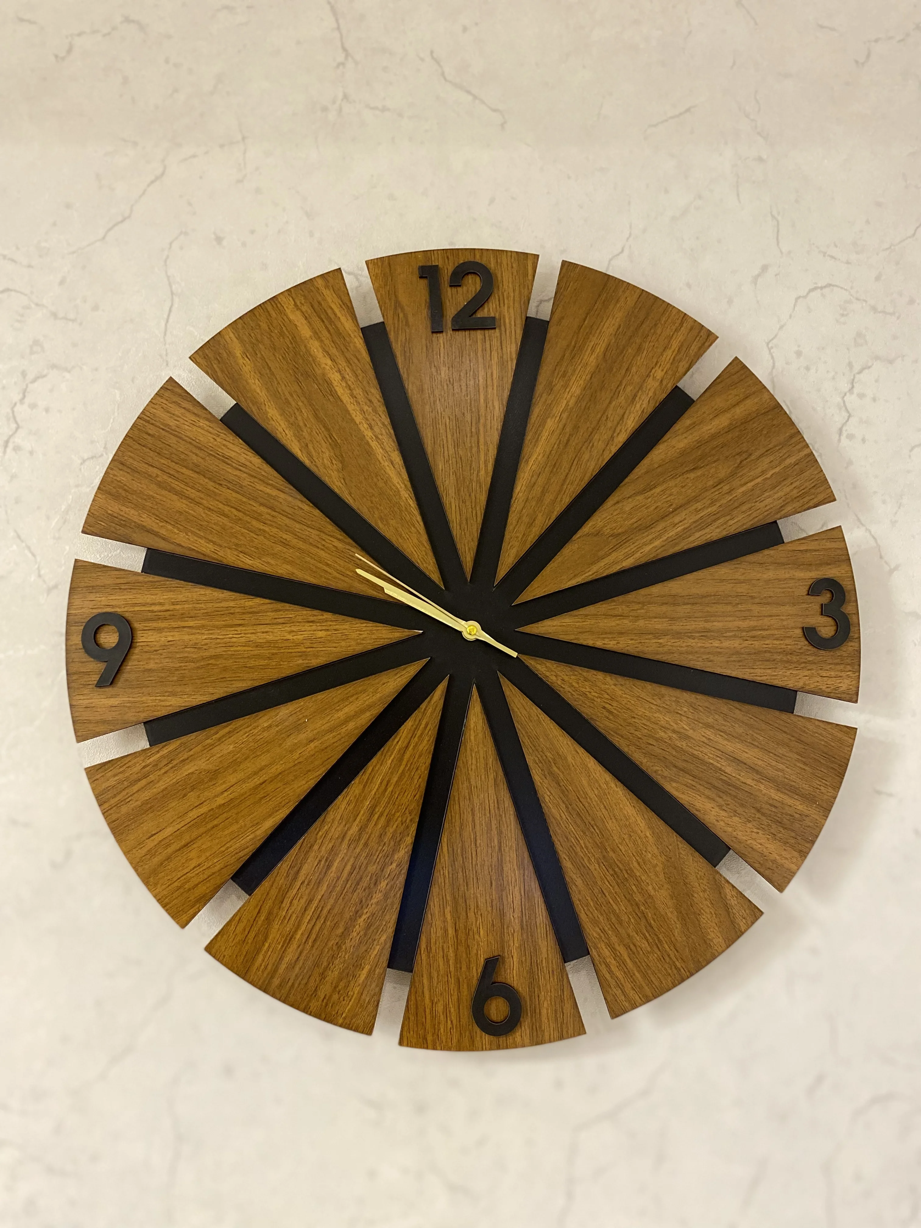 

Wholesale price 15USD Wooden Layer Organic Wall Clock