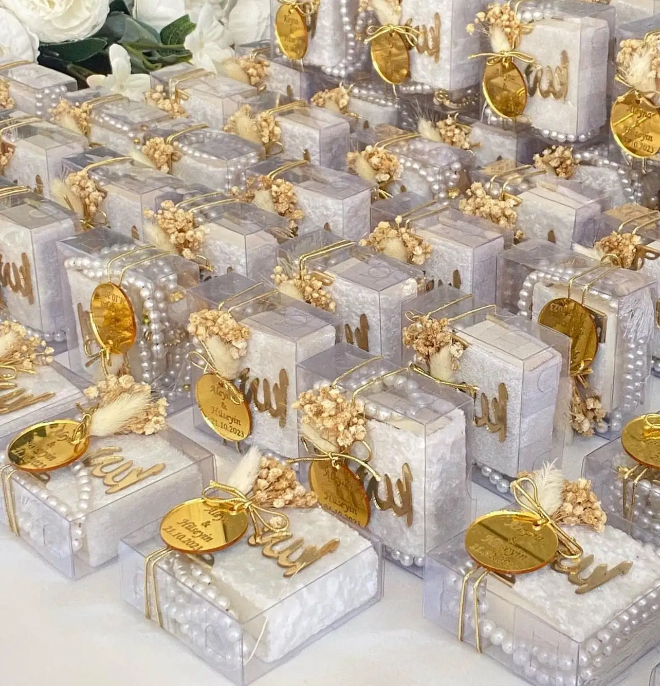 

10 PCs Velvet Mini Quran Pearl Tasbeeh Decorated Box Gift | Eid Favor | Wedding | Baby Shower | Graduation | Islamic Muslim