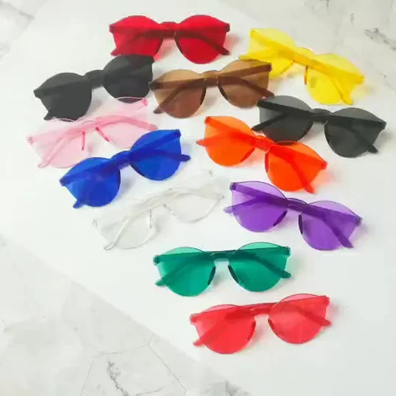Lunettes de soleil de forme ovale pour femmes, monture sans bords, teinte claire, verres colorés, rouge, rose, jaune, nuances de voyage