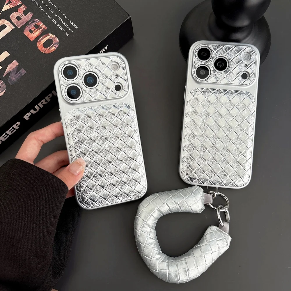 

Fashionable silver woven phone case, suitable for iPhone 14/15/16/17 Pro Max, INS fashionable new shockproof protective case