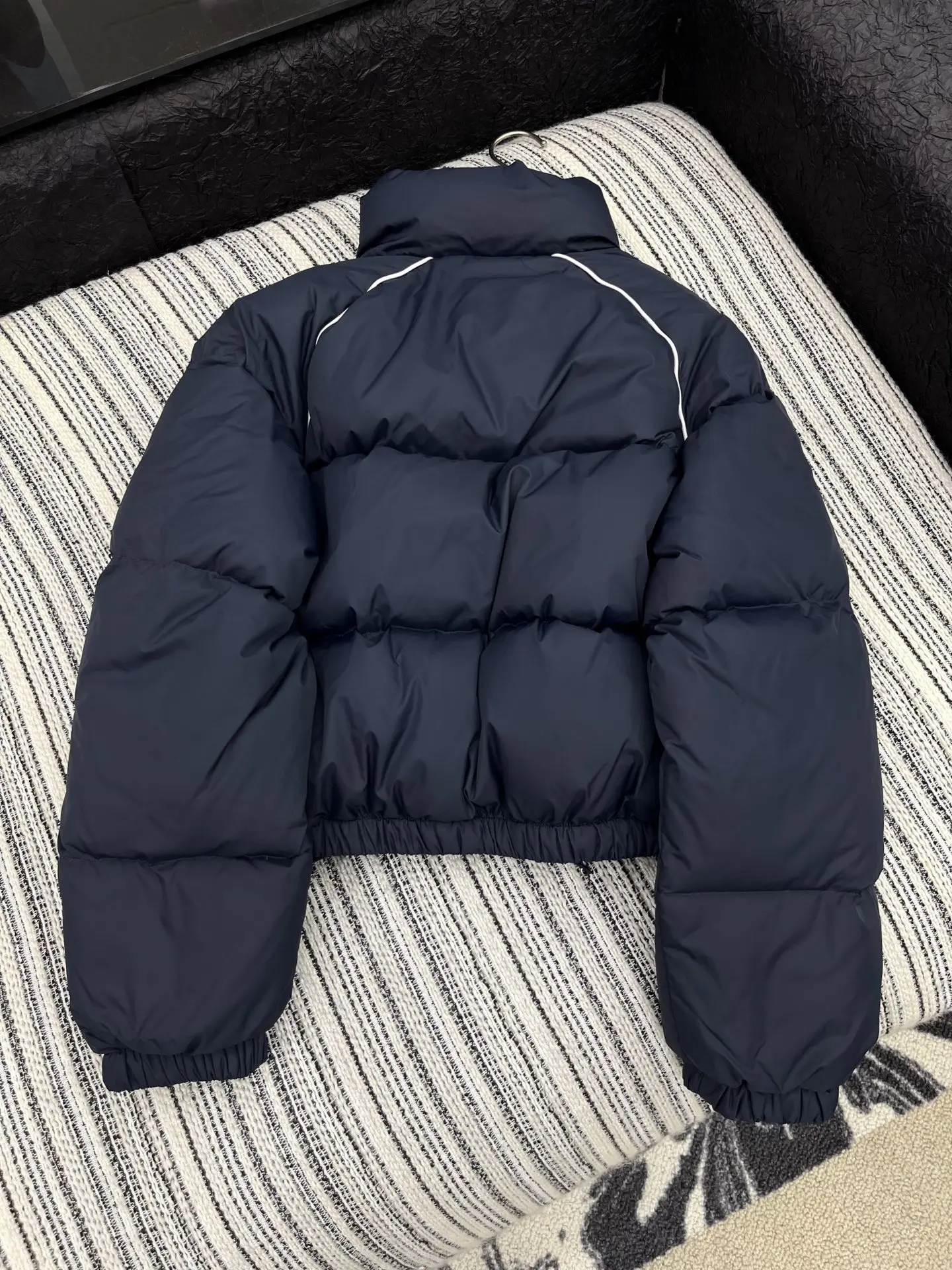 

2025 Autumn/Winter New Women's Free Shipping Three Customized Solid Color Fashion High Quality Coat