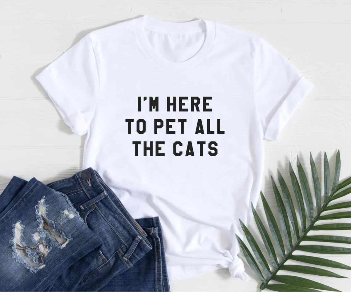 Skuggnas, estoy aquí para mascotas todos los gatos, divertida camiseta Qute, camiseta gráfica, camisetas de algodón Unisex para amantes de los gatos, envío directo