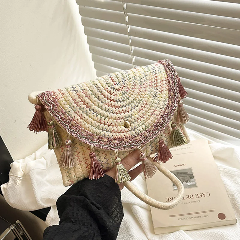 

Handmade Boho Woven Tassel Shoulder Bag, Vintage Straw Envelope Crossbody Purse for Women, Multi-Color Summer Beach Vacation Bag