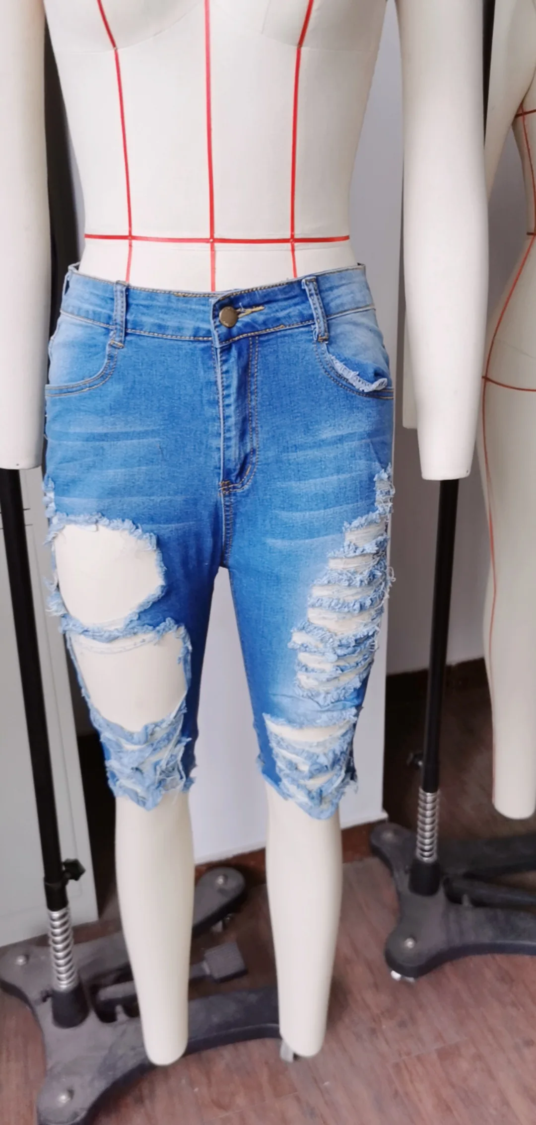 Trendy frauen Zerrissene Jeans Mode Elastische Hohe Taille Dünne Denim Jeans Knielangen Bleistift Hosen Sommer Casual Hipster Jeans