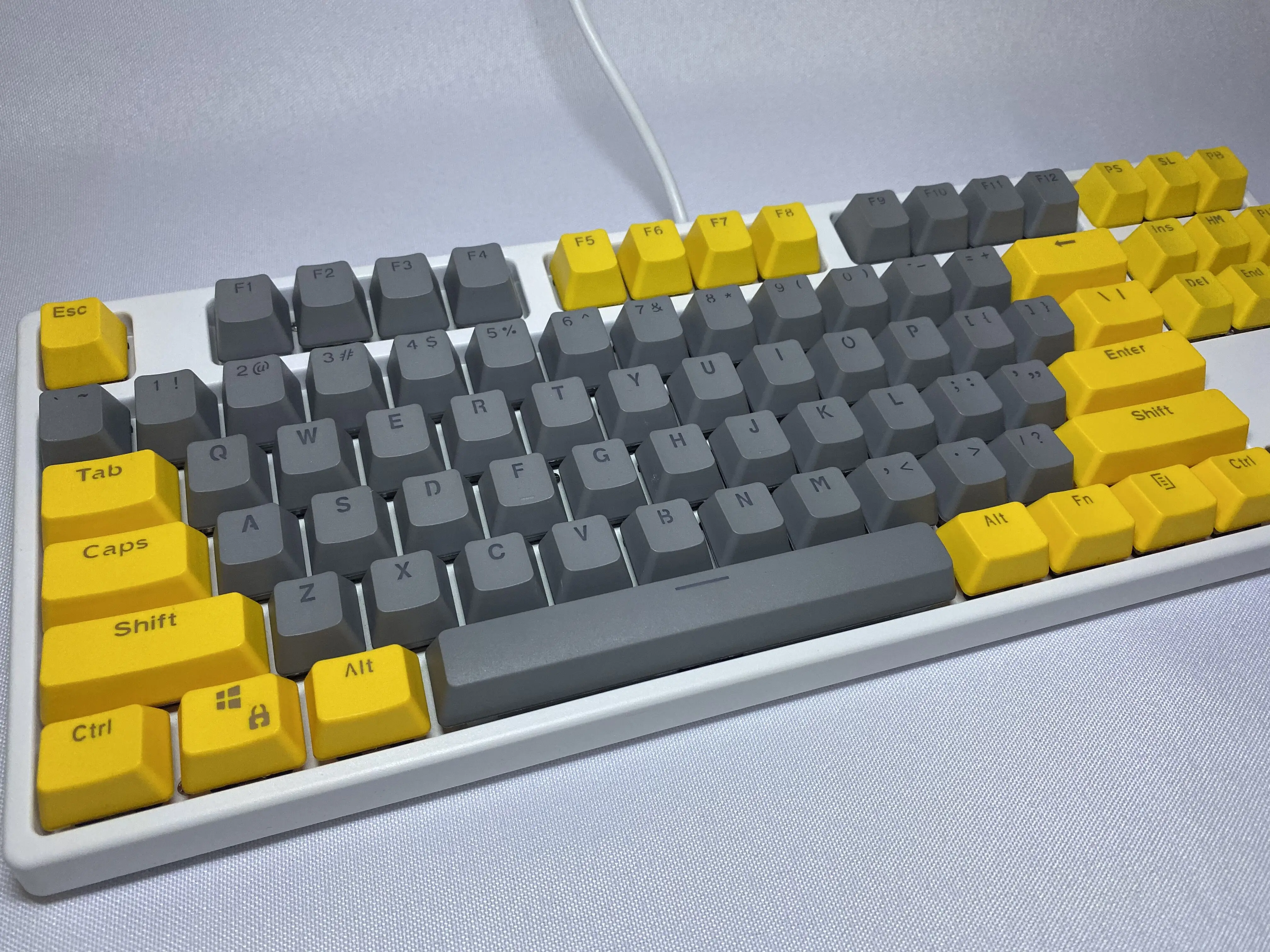 Teclas de Teclado mecánico de altura OEM, 87 teclas, color amarillo y gris, Material PBT, caracteres retroiluminados dobles, teclas transparentes para juegos