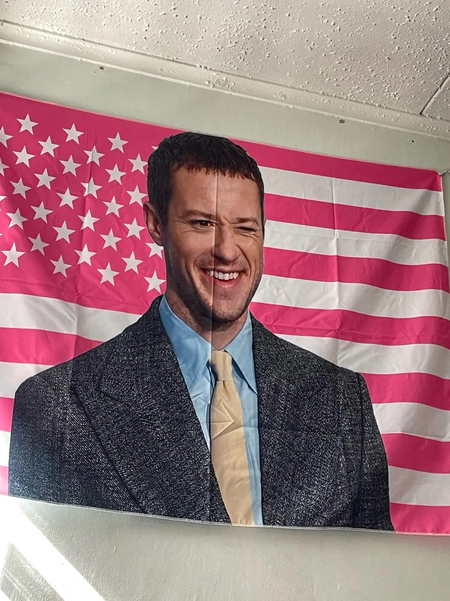 1pc Personalized photo customized American flag tapestry, room decoration banner tapestry customized for family, pets, idols photo review