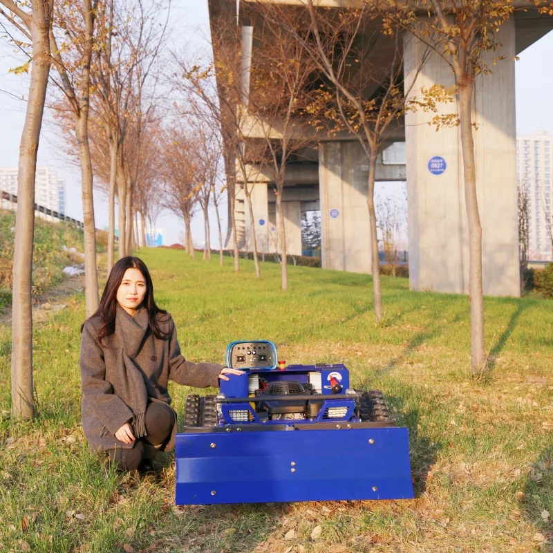 تخصيص التحكم عن بعد الزاحف روبوت جزازة العشب مع مجرفة الثلج مناسبة لجميع المواسم لاستعادة الأرض على المنحدرات #3