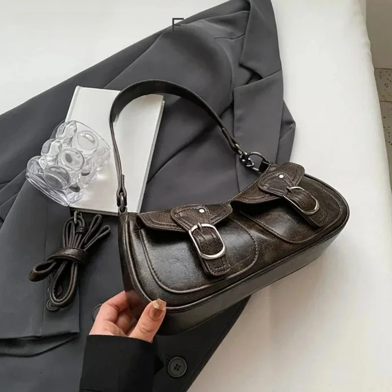 LEWA STRONA Moda Podwójne Kieszenie Projekt PU Skórzana Torba Na Ramię Dla Kobiet 2025 Tend Kobiet Crossbody Torba Pod Pachami Torby Torebki — zdjęcie 2