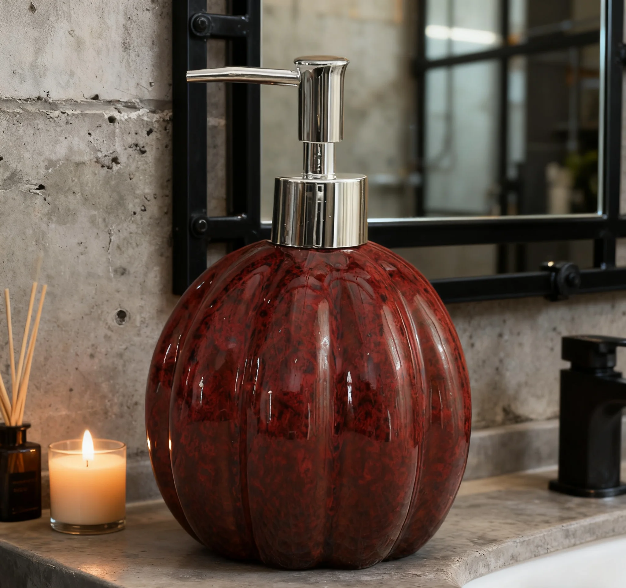 

Ceramic Pumpkin Soap Dispenser Halloween Hand Wash Pump Bottle Cute Decor for Bathroom Kitchen Hotel Accessory Halloween Gift