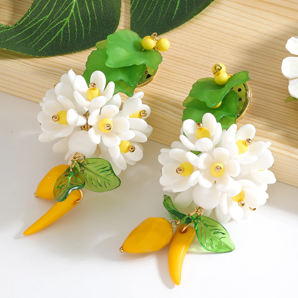 أقراط ليمون ثلاثية الأبعاد للفتيات من Zaa ، أقراط زهور مع سحر ، مثالية لقضاء العطلات على الشاطئ ، مثيرة للاهتمام ، جديدة