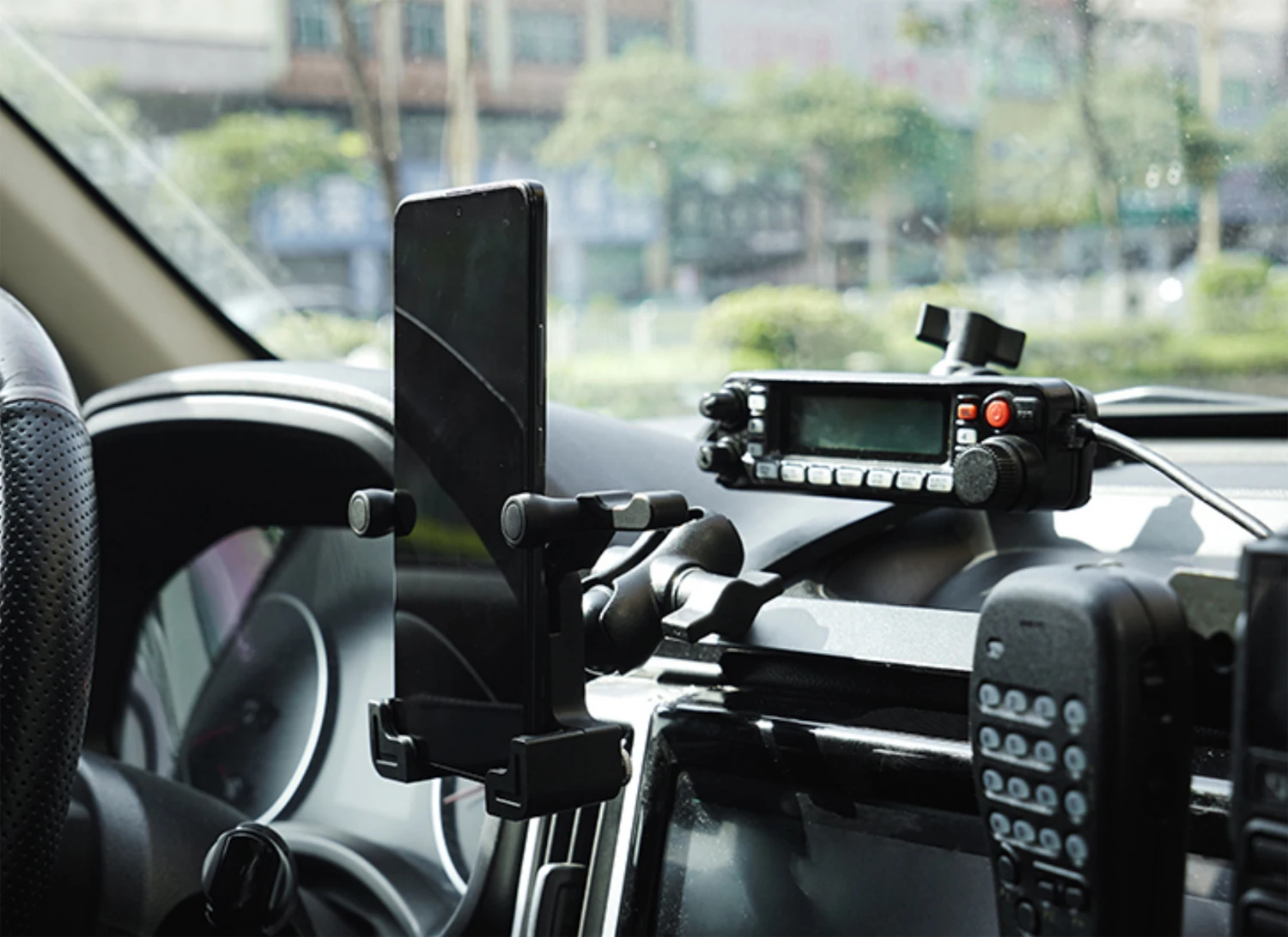 For Great Wall Pao/ GWM Poer 2019-2025 Phone Holder Navigation Walkie-talkie Radio Bracket Offroad Digital Device Dash Mount