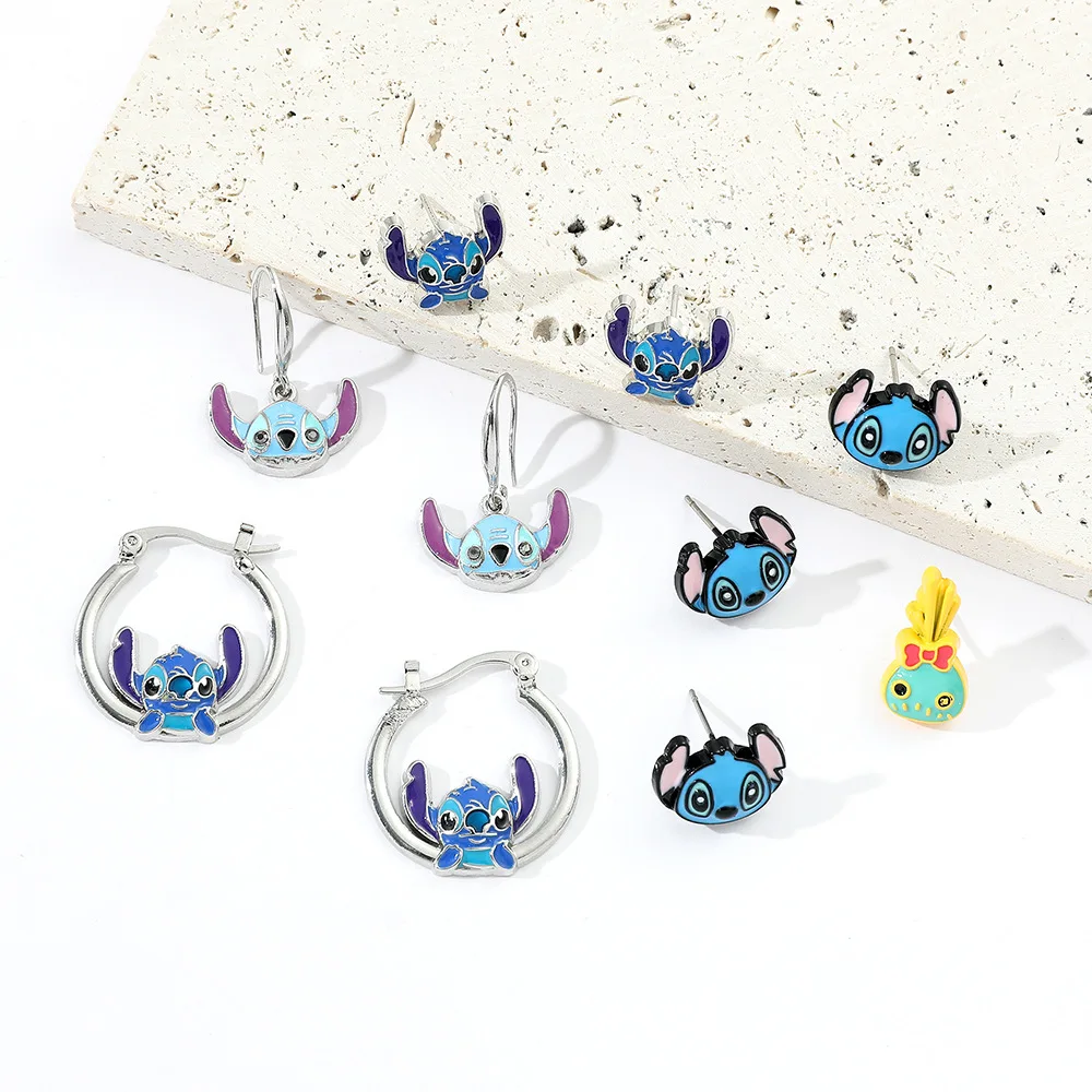 Boucles d'oreilles Disney Stitch Anime CAN o & Stitch, figurine de dessin animé, insigne en métal, clous d'oreille, accessoires de bijoux Kawaii, cadeaux