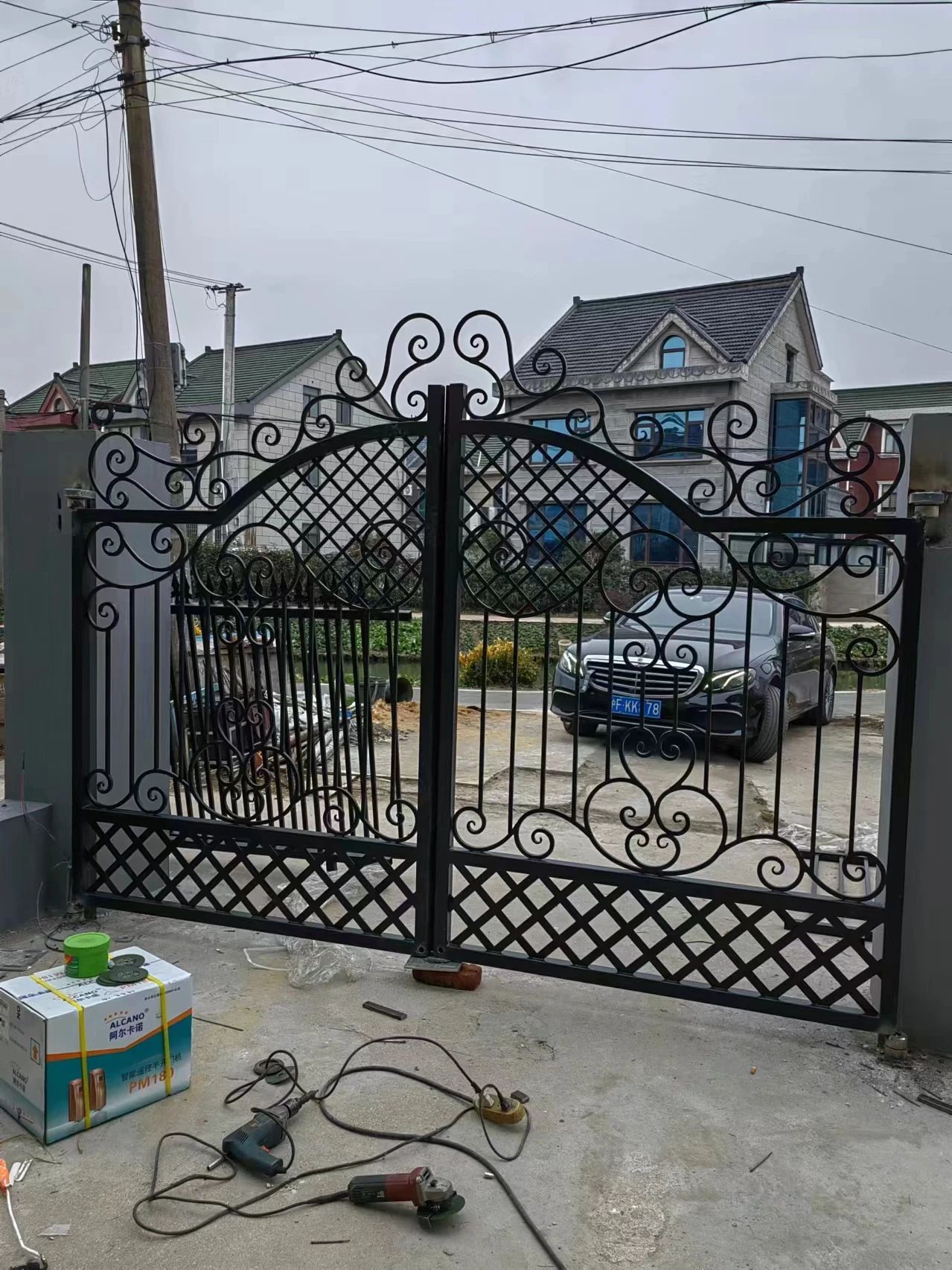 driveway fancy wrought iron gates design