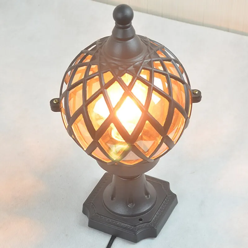 European Courtyard Black Gold Metal Post Glass Ball Lamp E27 Outdoor Waterproof Rust Landscape Lighting Garden Fixture 250mm