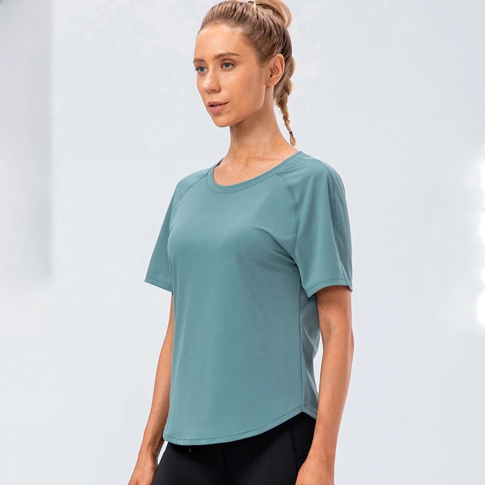 Bluzki do biegania damskie koszulki sportowe jednokolorowe siłownia Top do jogi oddychające t-shirty z krótkim rękawem szybkoschnący Top treningowy Fitness — zdjęcie 2