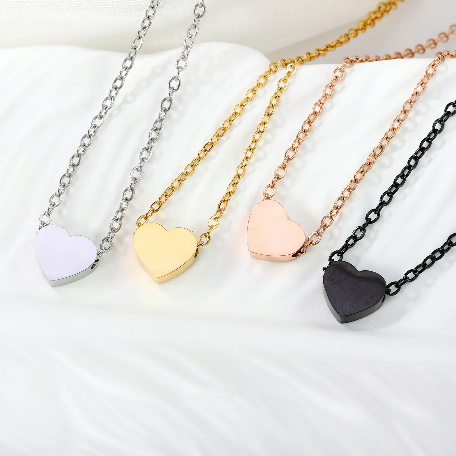 LUXUKISSKIDS Fashion Collier Simple Heart Girls Pendant Necklace Small Love Shape Stainless Steel Hearts Clavicle Choker Jewelry