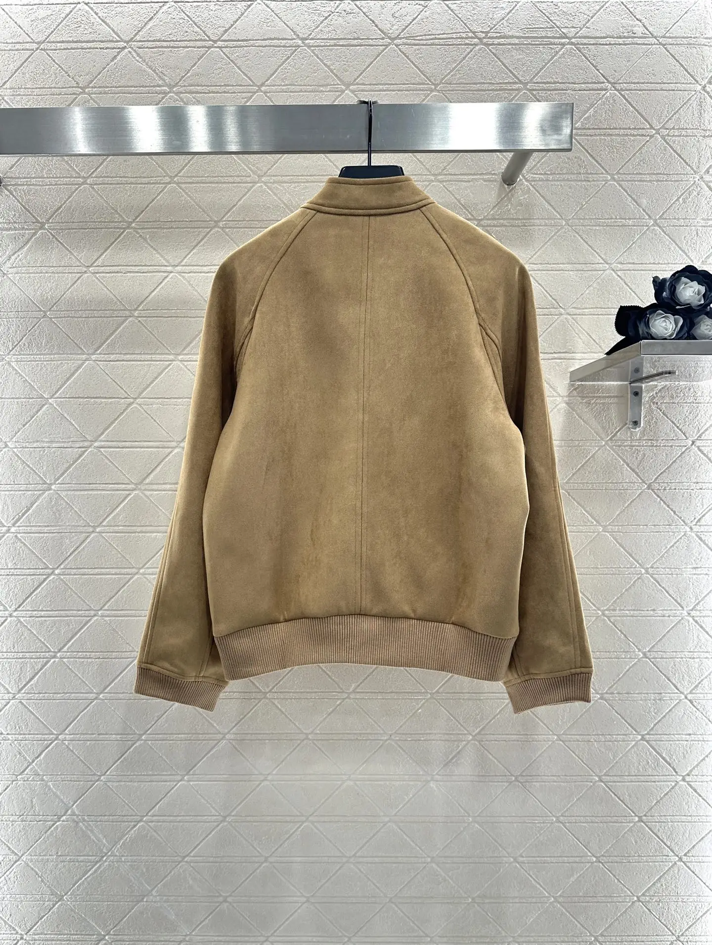 

2025 Autumn and Winter Fashion High-end Custom Women's Clothing Slim Maillard Style Jacket Suede Flight Jacket