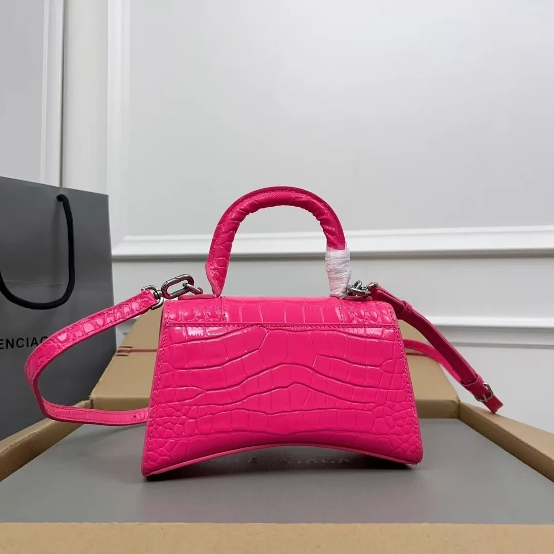 

Зимняя новая женская сумка через плечо 2025 года, многофункциональная, повседневная и роскошная кожаная женская сумка, дизайнерская золотая сумка ita