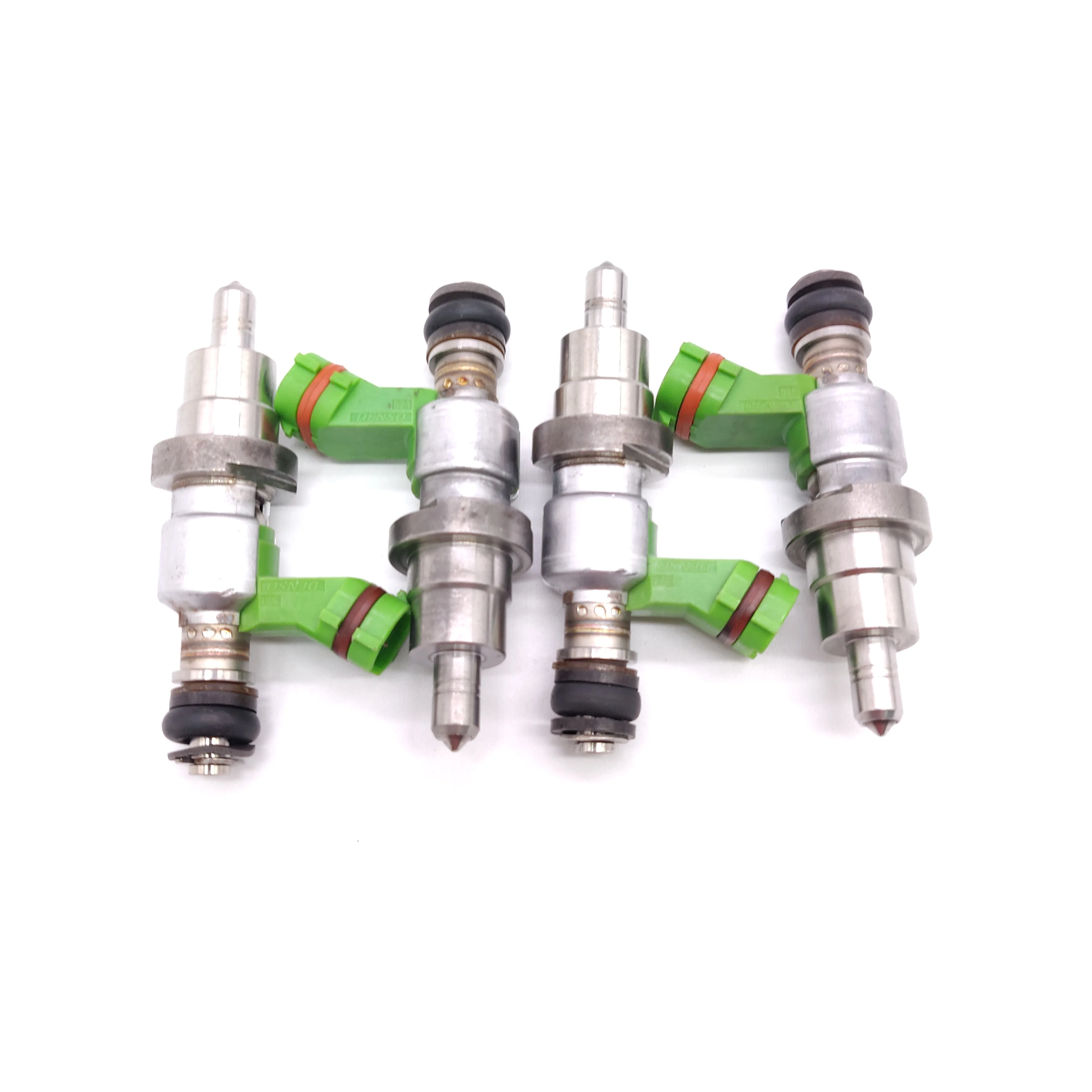 4PCS/set New Fuel Injectors For Toyota- 1AZ-FSE D4 AVENSIS RAV-4 NOAH 2.0 RAV4 Avensis 2325028070 23250-28070