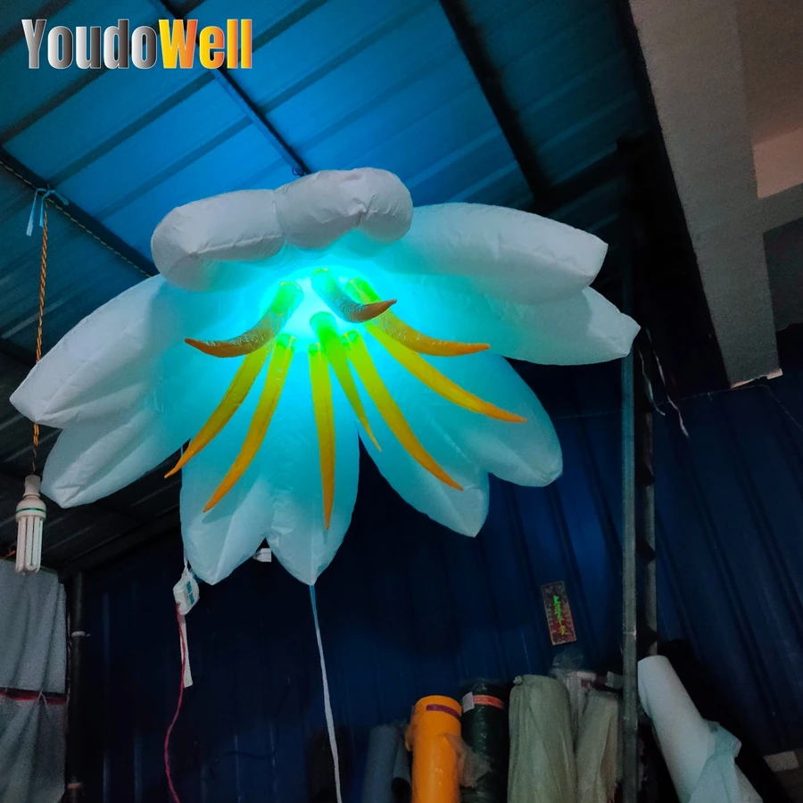 

Gorgeous Giant Hanging Flower With Beautiful Design And Complete With Rope And Blower Lotus Replica