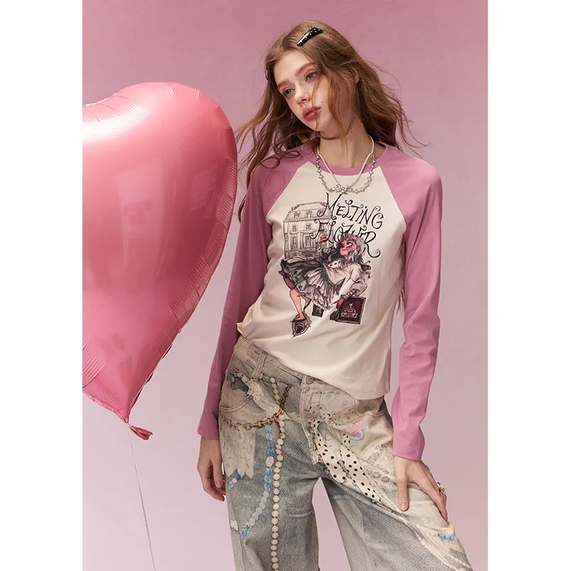 ELFSACK Y2K Contrast Sleeve Fitted Long Sleeve T-Shirt with Graphic Print, Slim Fit Knit Top, Cute Casual Tee for Women
