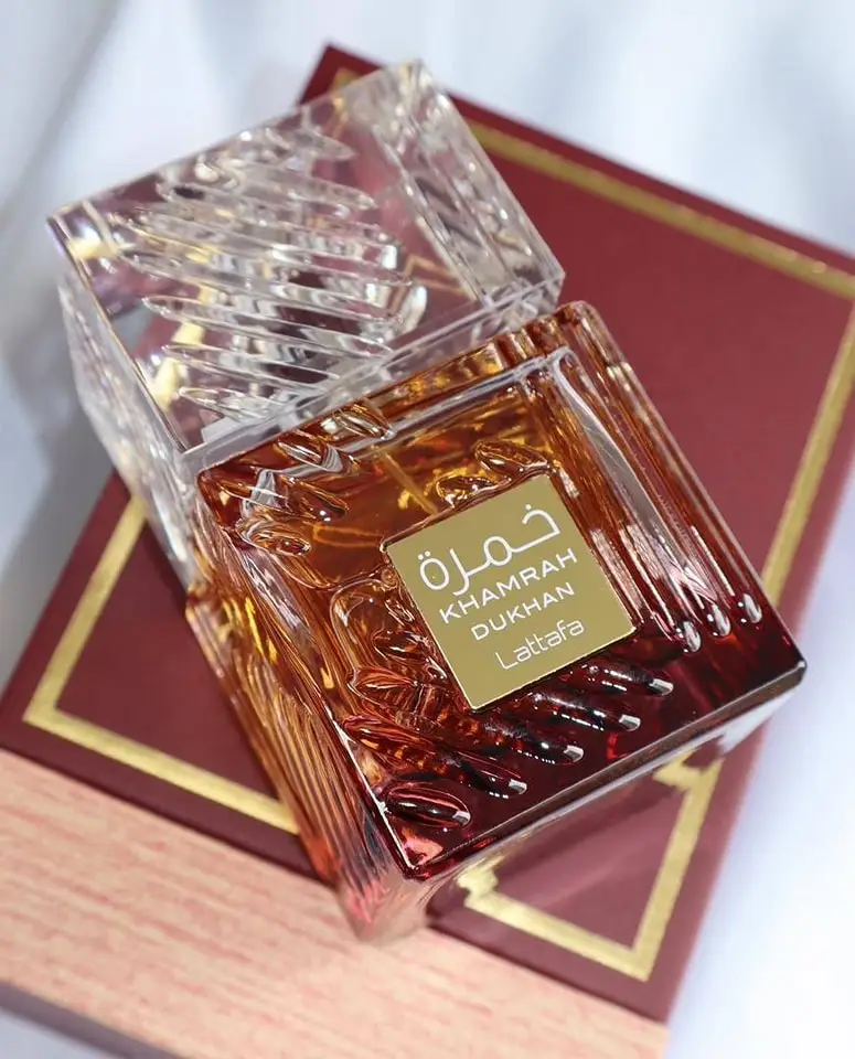 

Khamrah Dukhan Lattafa Perfumes para Hombres 100 мл/3,4 унции Интенсивные духи, 100 мл (3,4 жидких унции), совершенно новые в коробке, идеальный подарок.