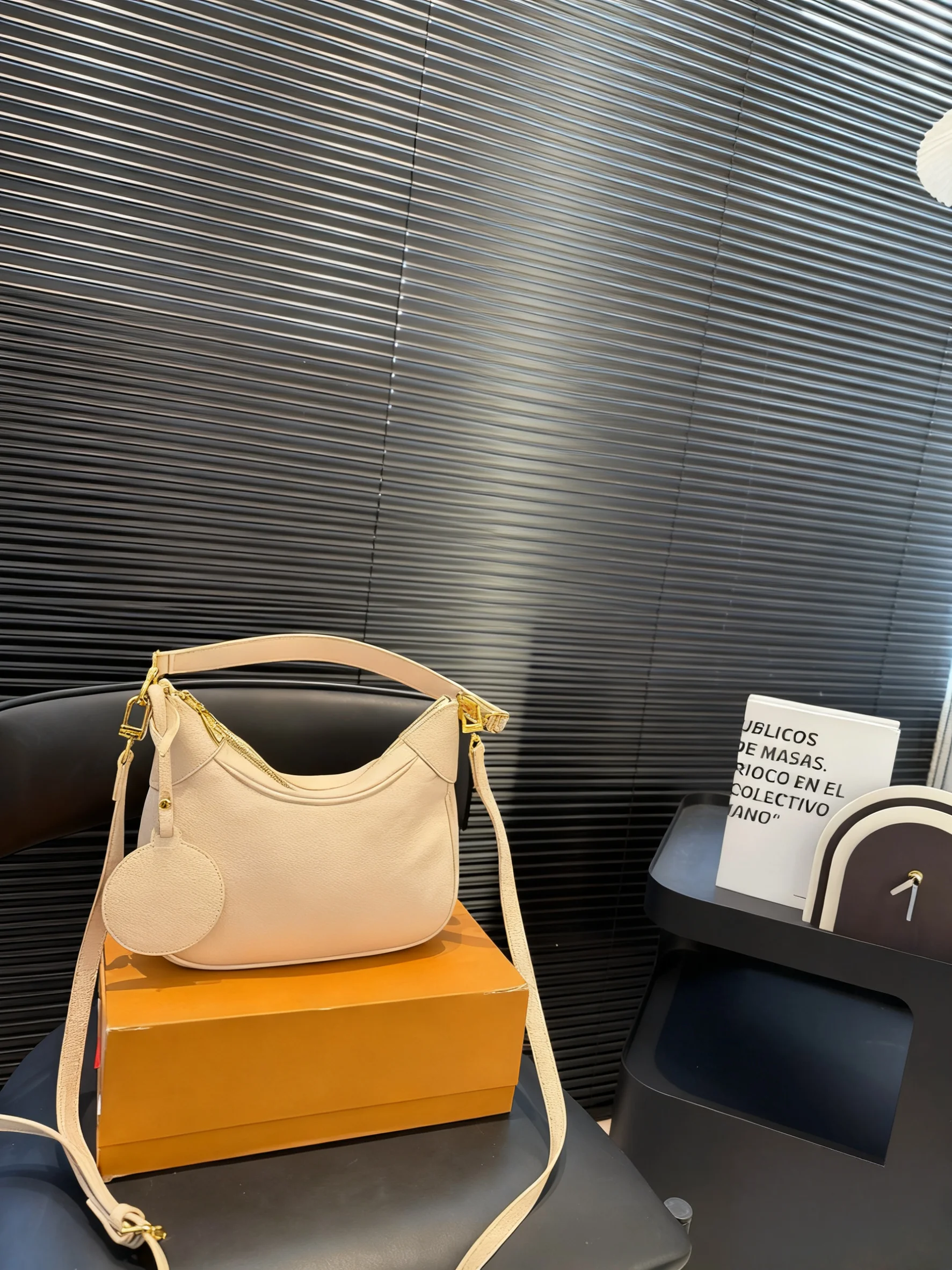 

25 New Exquisite Fashionable and Cute Cross-body Bags