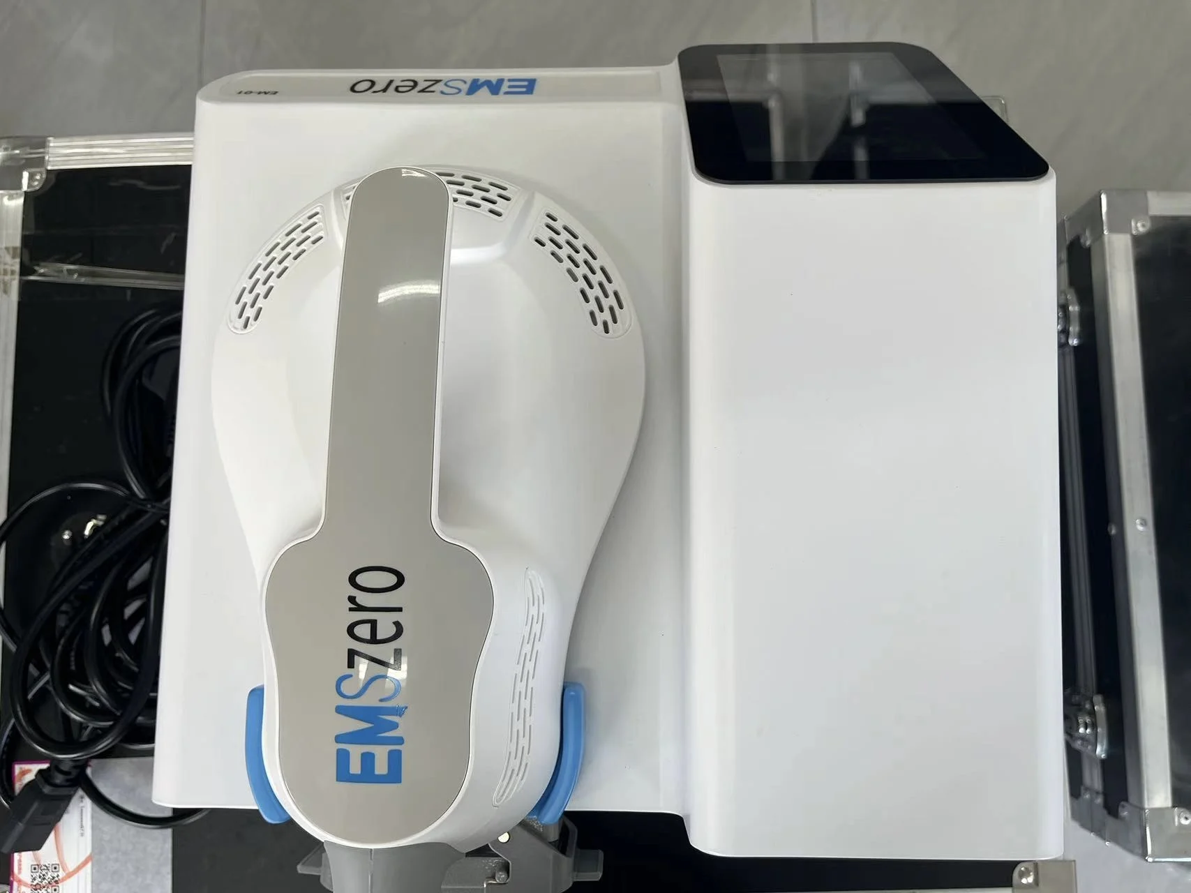 EMSzero Muscle Stimulation NEO RF Electromagnetic  Body EMSzero Mini Body Sculpting Machine Fat Removal