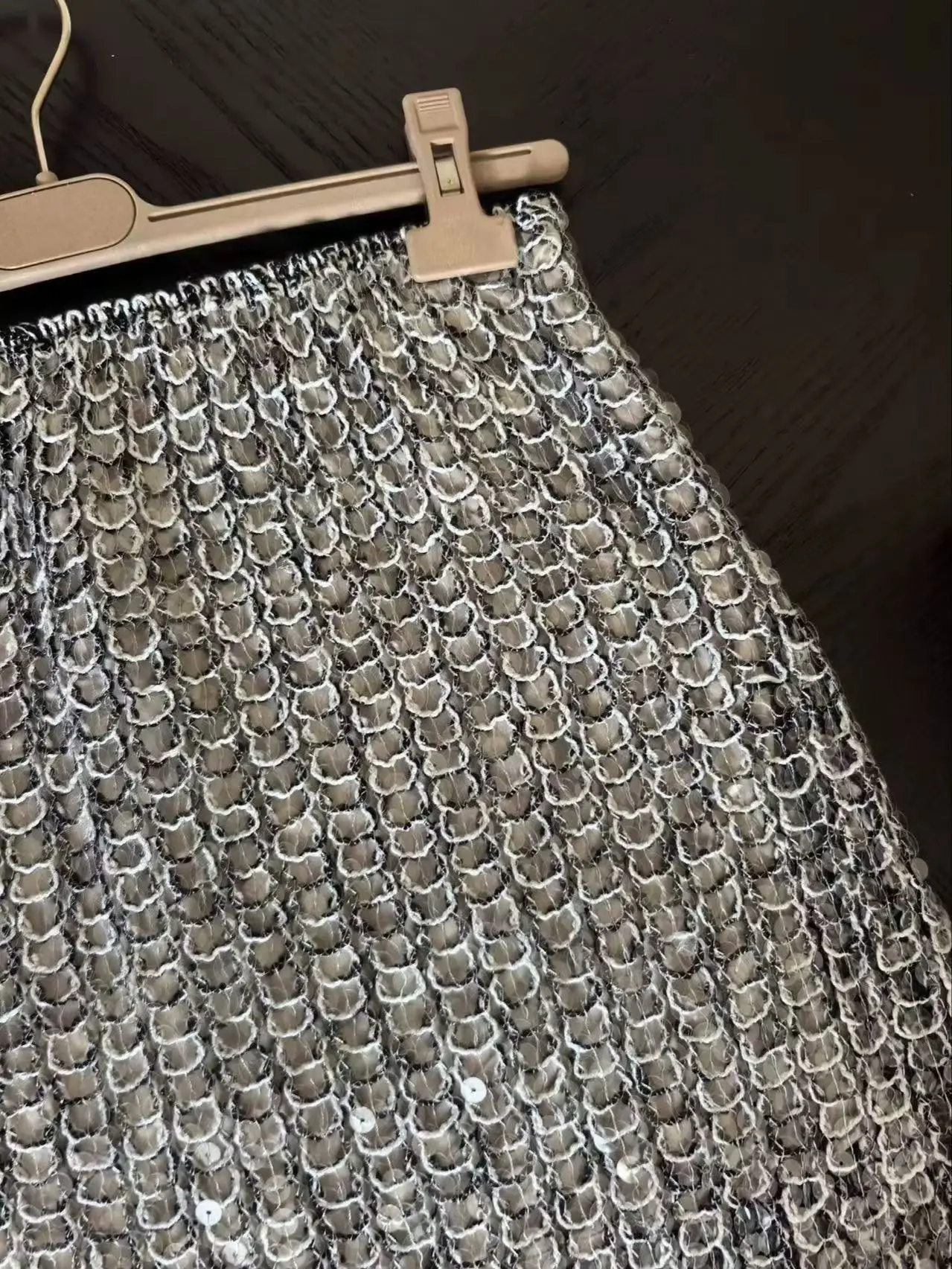 Luxurious Elegant Heavy-Duty Sequin Skirt
