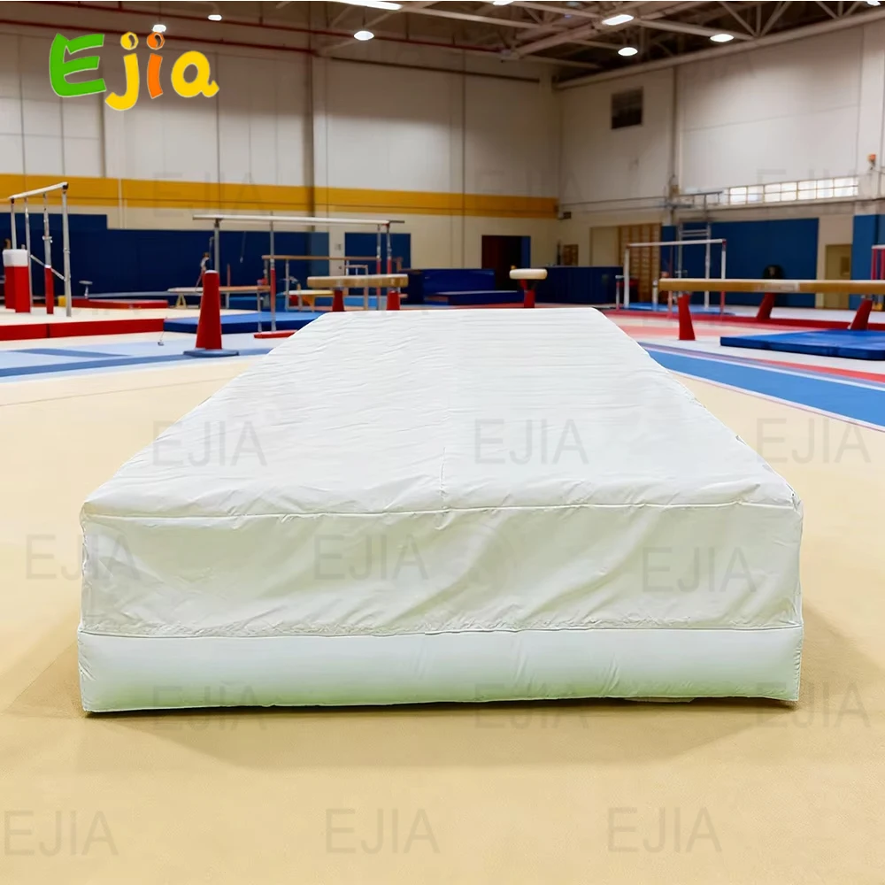 แทรมโพลีนเป่าลมแบบพกพา ถุงลมนิรภัยสำหรับกีฬา ถุงลมนิรภัยสำหรับการลงจอด บาร์ยิมนาสติก ถุงลมนิรภัยสำหรับลงจอดสำหรับโรงเรียนและโรงยิม
