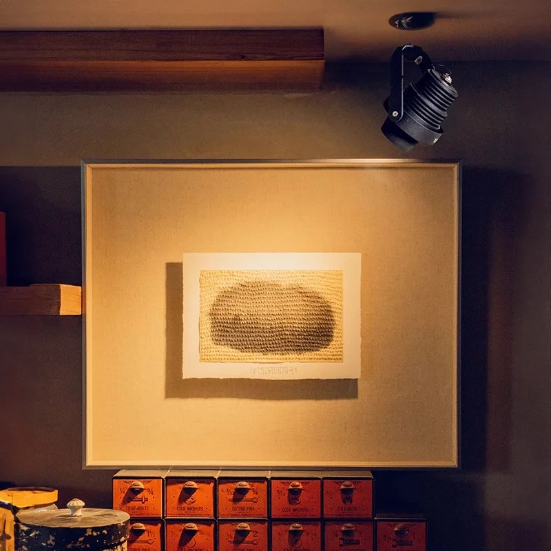 Clothing Store Rail Track Lamps Bar LED Spotlights Background Wall Display Shot Light LED Outfit Long Rod Ceiling Spotlights E27