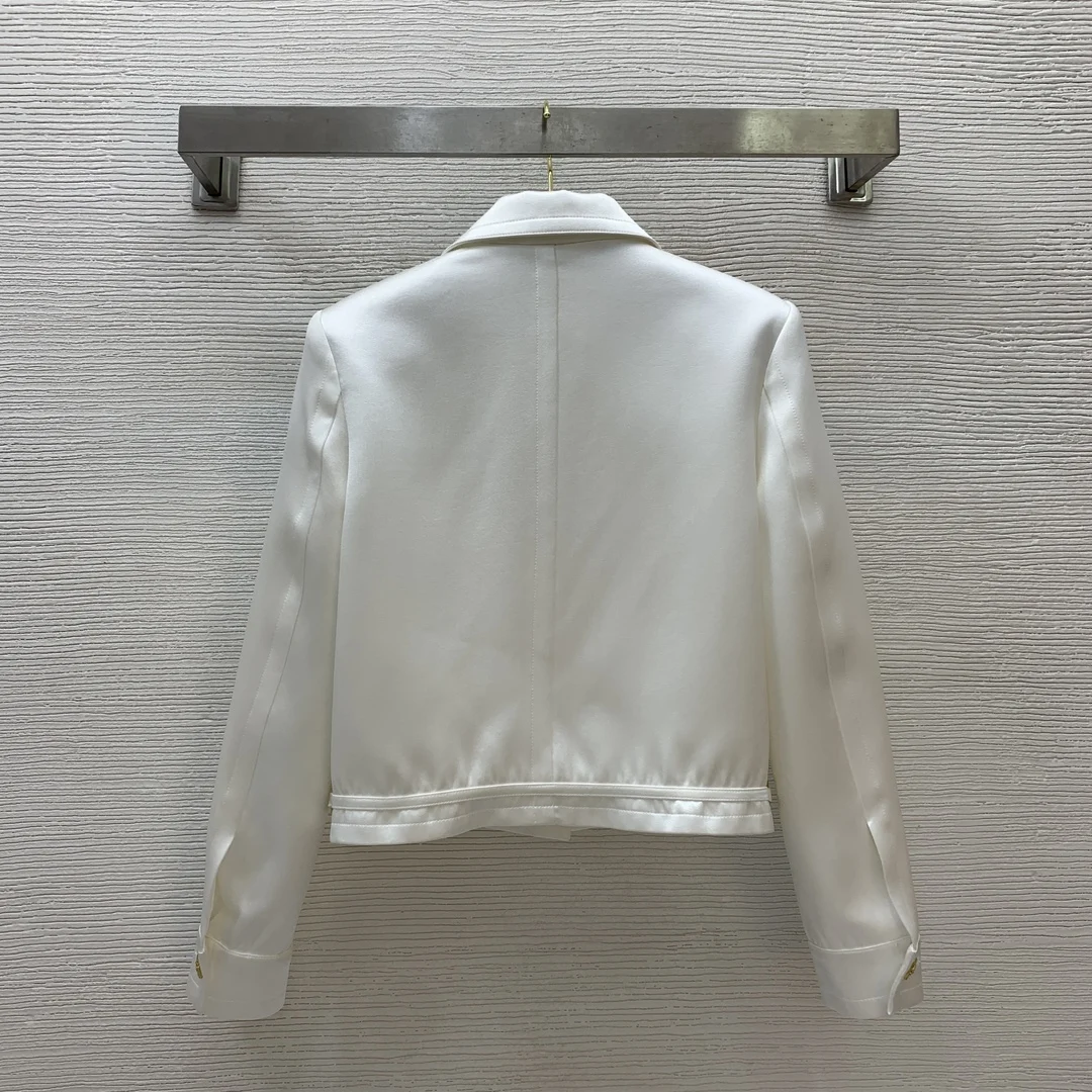 

Lapel single breasted slim short straight shoulder stylish small coat