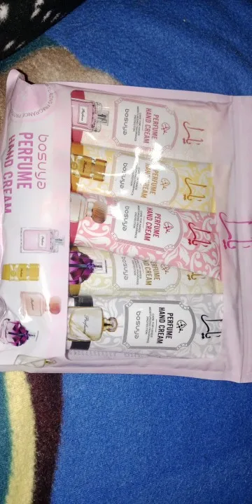 5Pcs/set Plant Fragrance Hand Cream Sets Moisturizing Repair Anti Dry Sets Nourishing Hand Skincare Lotion Sets Christmas Gift photo review