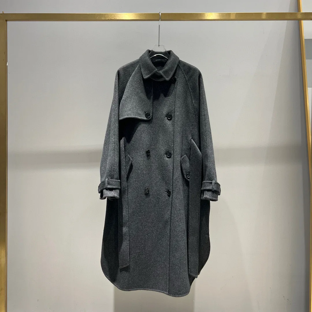 Elegant Women's Wool Double Breasted Coat with Lining