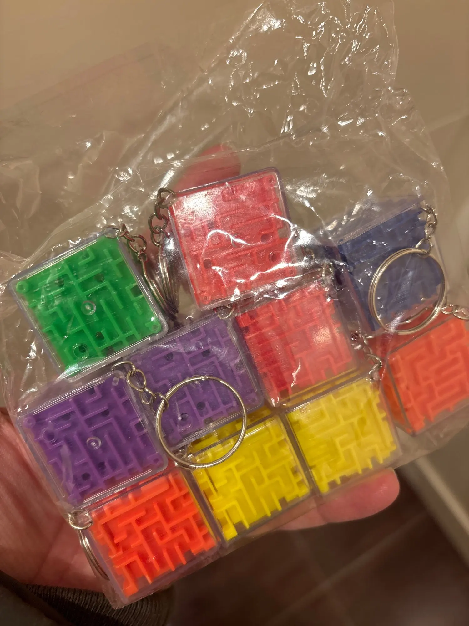 10Pcs Mini 3D Maze Puzzle Intelligence Keychain Educational Toy for Kids Birthday Party Favors School Rewards Pinata Fillers photo review