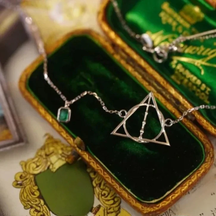 Anime Magic Boy Reliques de la Mort Collier Pendentif tendance Pottered Garçons Filles Mode Clavicule Chaîne Cadeaux d'anniversaire pour enfants