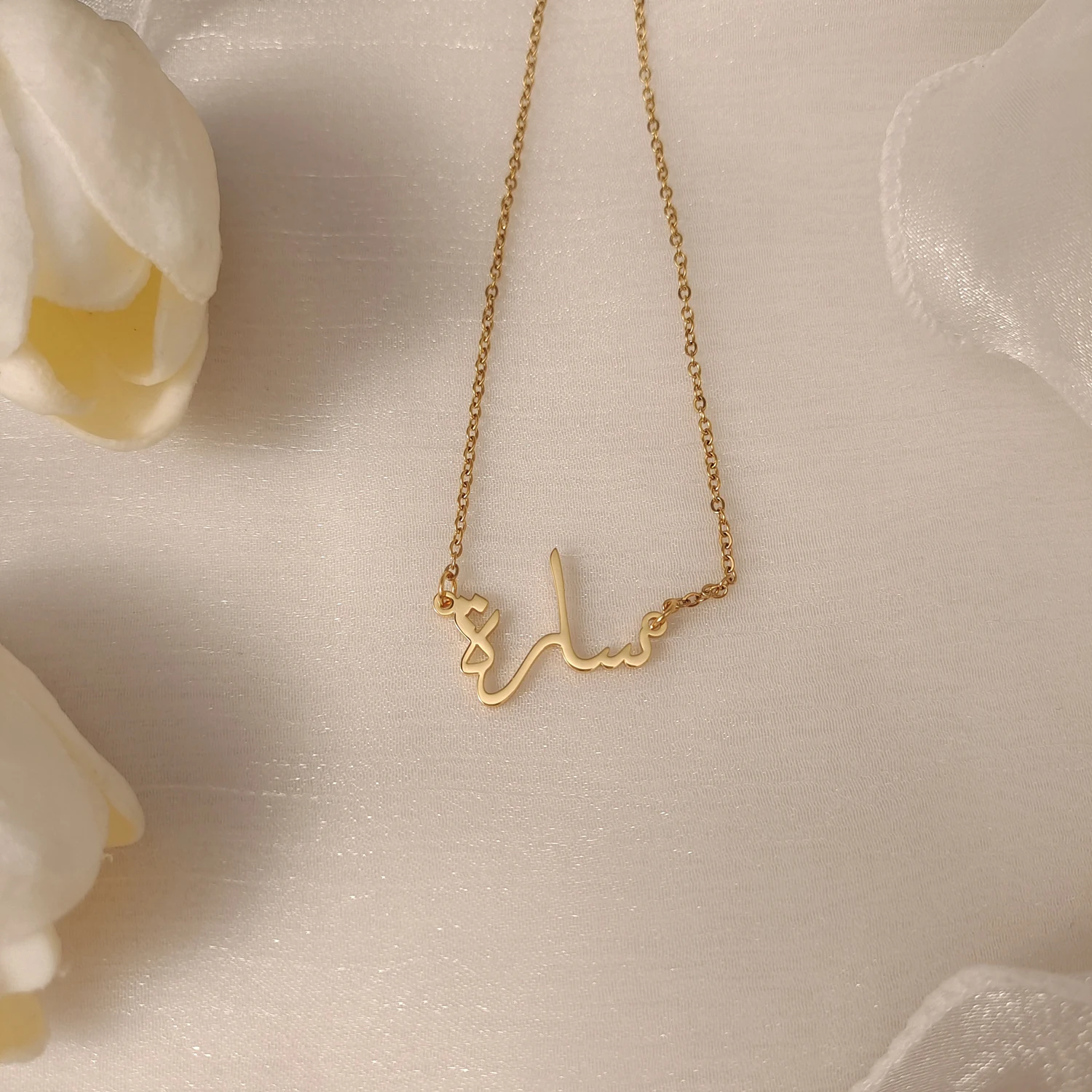 High End Custom Arabic Cut Name Necklace Simple Stainless Steel 18K Gold Plated Souvenir Muslim Gift Best Birthday Gift For Girl