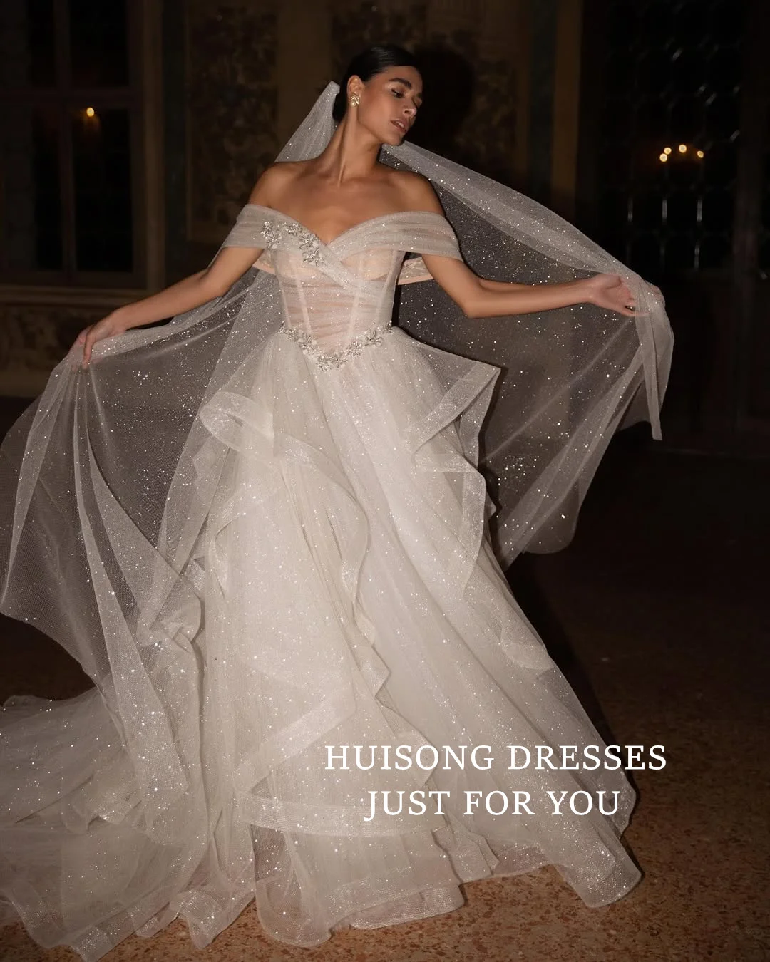 

HUISONG Customized suknia ślubna Shiny Tiered Ruffles Tulle Wedding Dresses Sweetheart Off Shoulder A-Line Bridal Gown vestido d