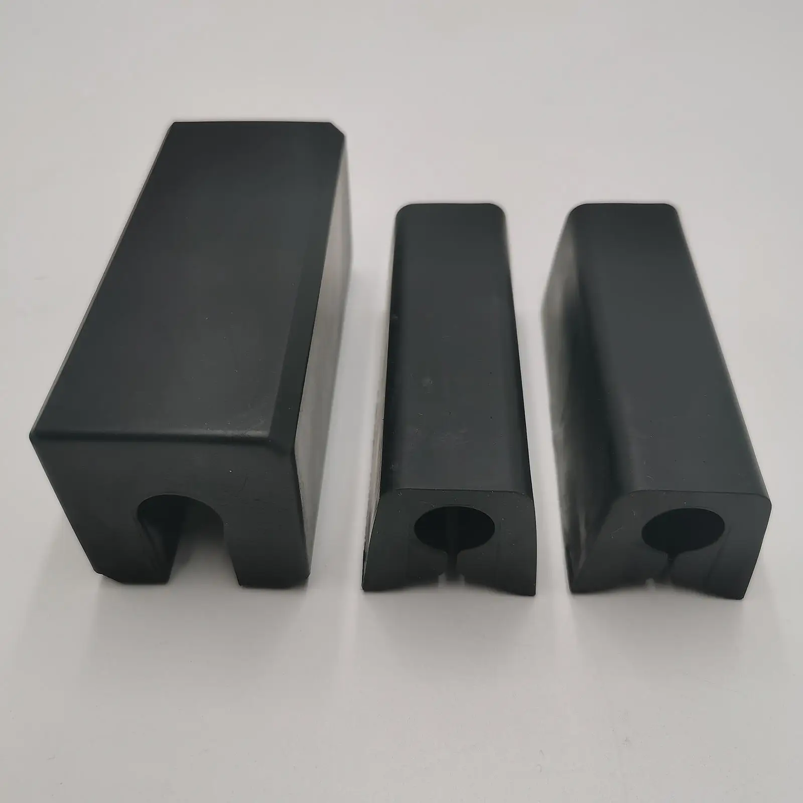 

Boat Motor Engine Support Boat Accessories Single Wedge Transom Protector Replacement Rubber Bracket Outboard Motor Support